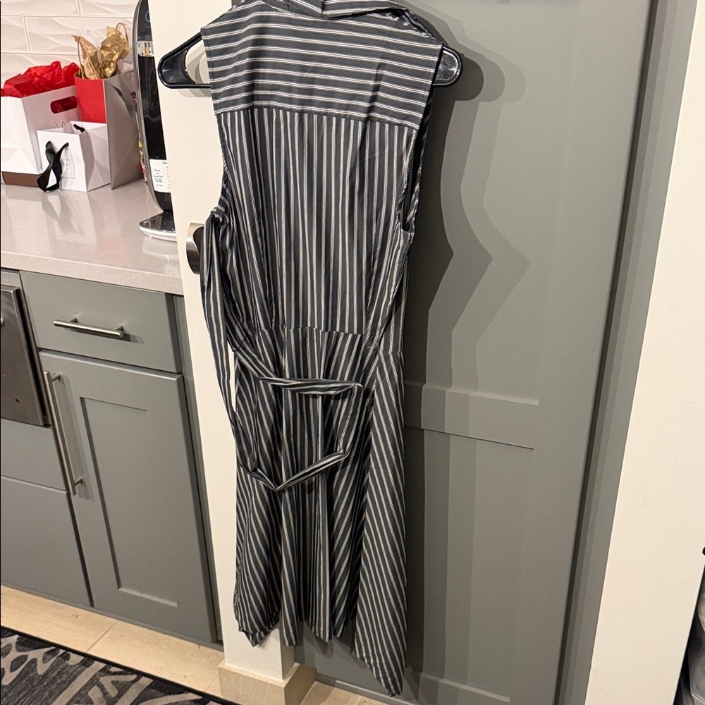 Who What Wear Navy Striped Dress - Picture 4 of 5
